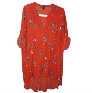 Torrid Chiffon Tunic Top Woman Plus 2X Red Floral Button Hi Low Hem Cottage Boho